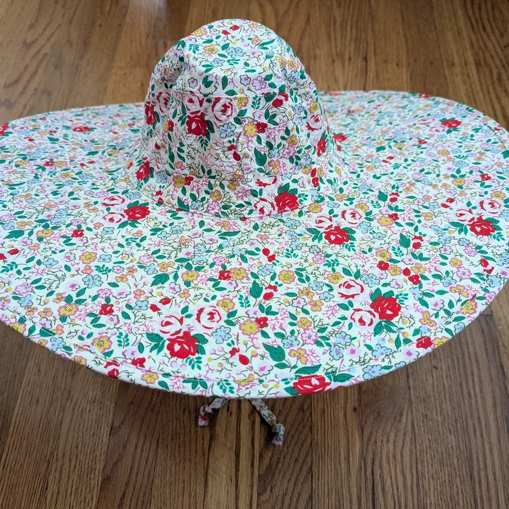 NWOT Baggu x Laura Ashley Rowena Sun Hat ditsy floral - Picture 3 of 4